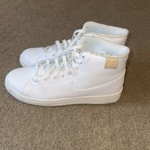 Lightly used Nike Blazer Mid 77